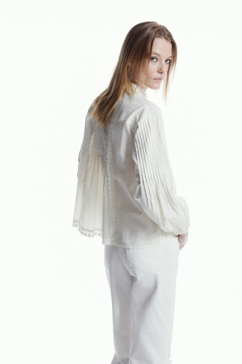 Camisa Ondas Bordadas