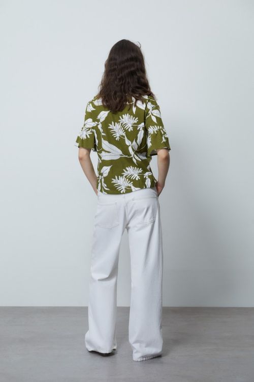 Remera Volante Estampada