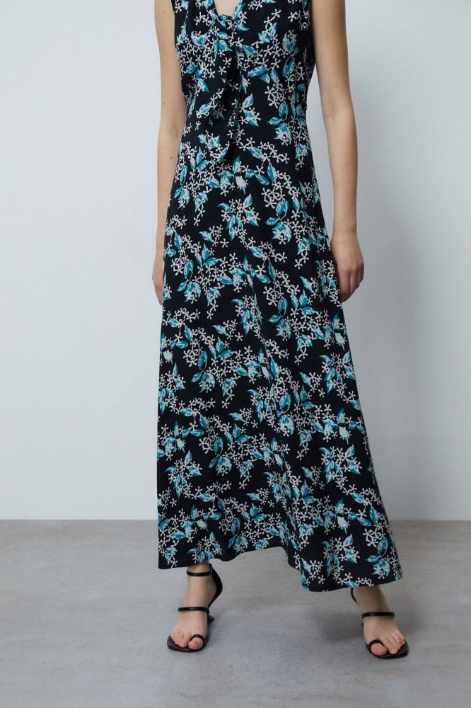 Vestido%20Midi%20Nudo