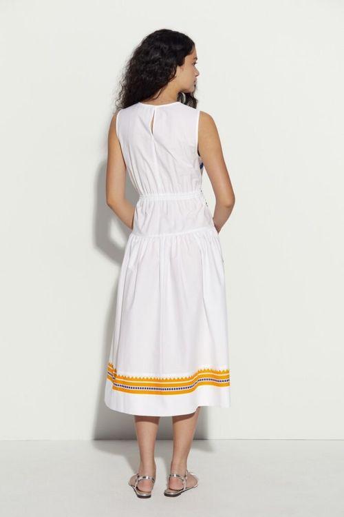 Vestido Bordados Flores