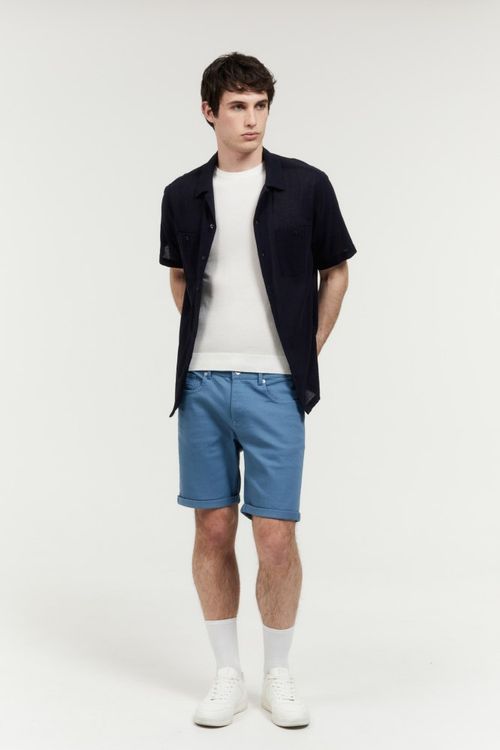 Bermuda Denim Color.