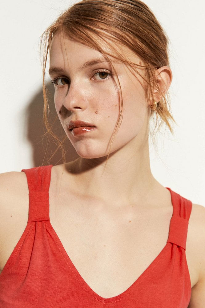 Blusa%20Basica%20Sin%20Mangas%20Lis