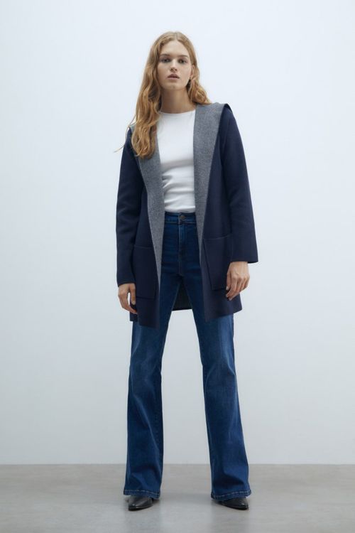 Cardigan Capucha