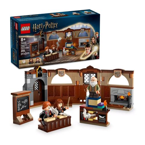 Castillo De Hogwarts Clase De Encantamientos