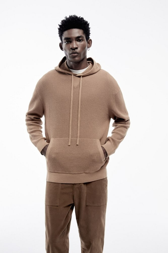 Pulover%20Capucha%20Estructura