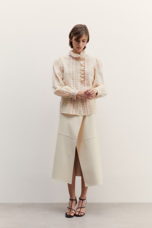 Camisa Bordados Rosa