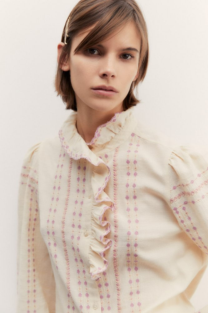 Camisa%20Bordados%20Rosa