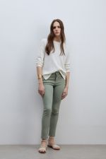 Jeans%20Col%20High%20Rise%20Sk%20Ankle