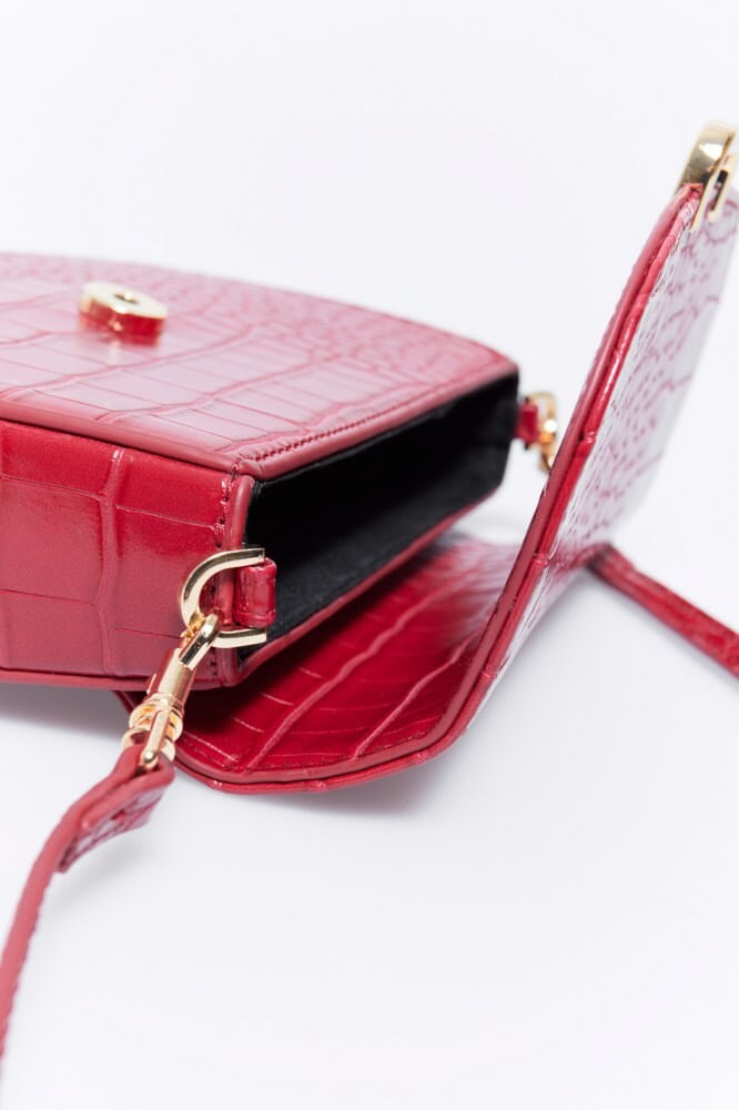 Crossbody%20Croco%20Broche