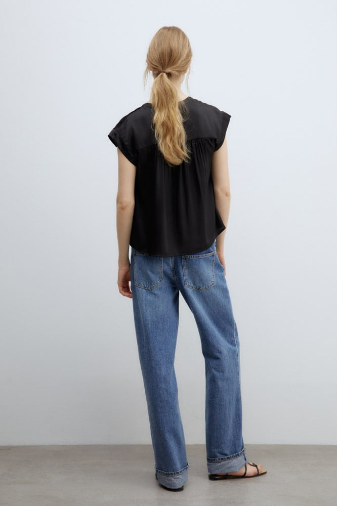 Blusa%20Satinado%20Pico