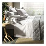 Juego%20de%20Sabana%204Pzs%20Bordados%20En%20Satin%20300H%20Cercl%C3%AA%20250X250%20Blanco