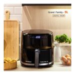 Air%20Fryer%20%20Family%20%205L%20Digital%20Visor