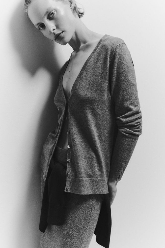 Cardigan%20Basica%20Cuello%20Pico