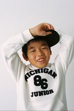 Sudadera%20Patch%20Michigan%20Con%20Capucha